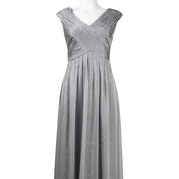 Cachet 56905 Spliced Bodice Chiffon Silver Dress main image 0